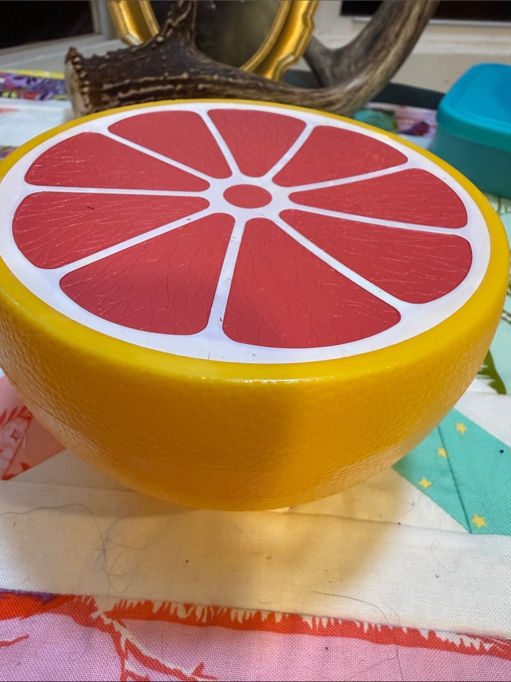 Grapefruit storage Citrus Fruit Box - Yellow & Red